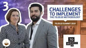 Foto de Wagner Cassimiro e Vivian durante a entrevista Challenges to implement the 70:20:10 methodology – 70:20:10 Summit, 2019